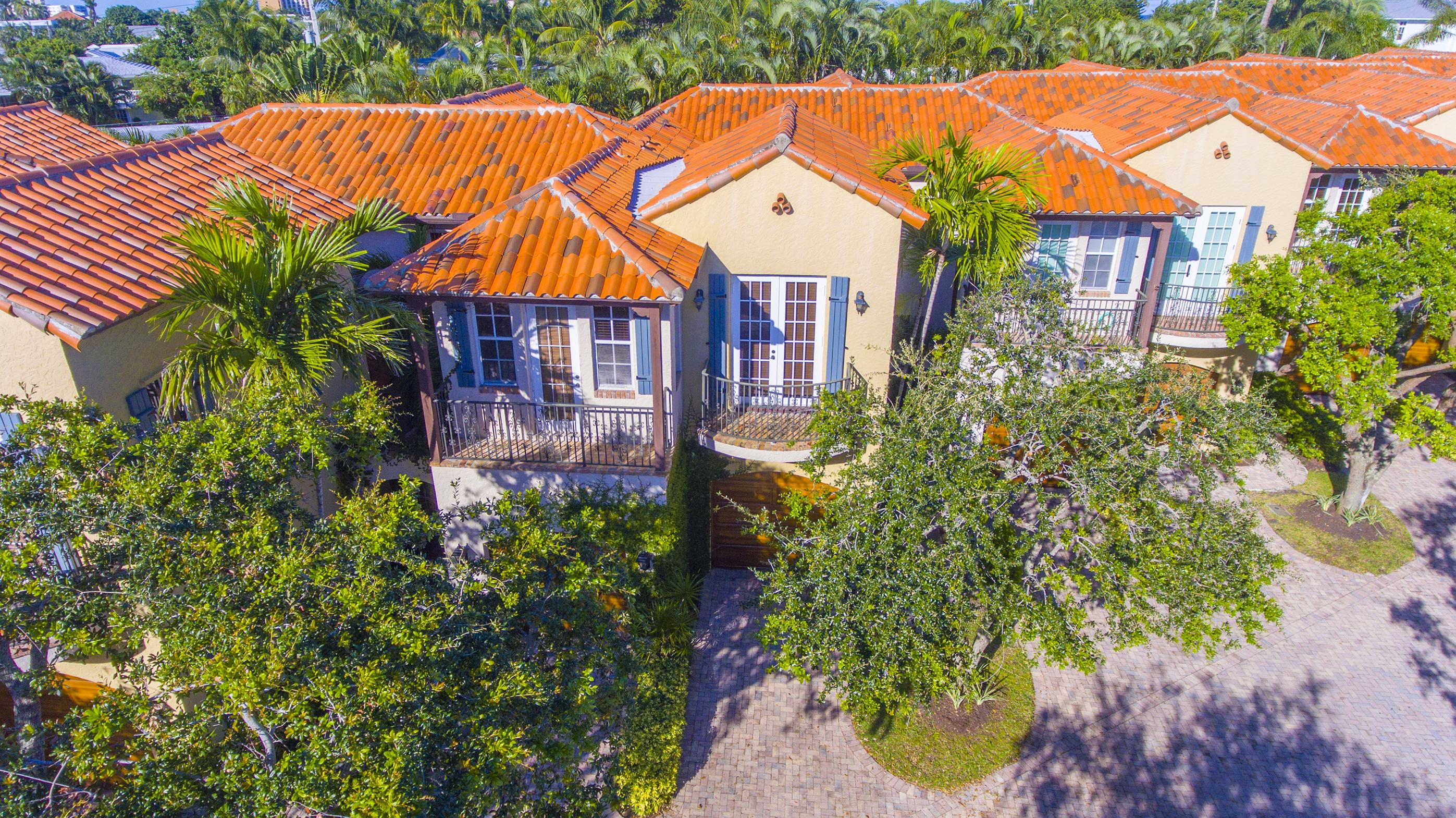 1025 Coralina Lane Delray Beach, FL 33483 - Photo 4 of 35 Aerial Extra 1