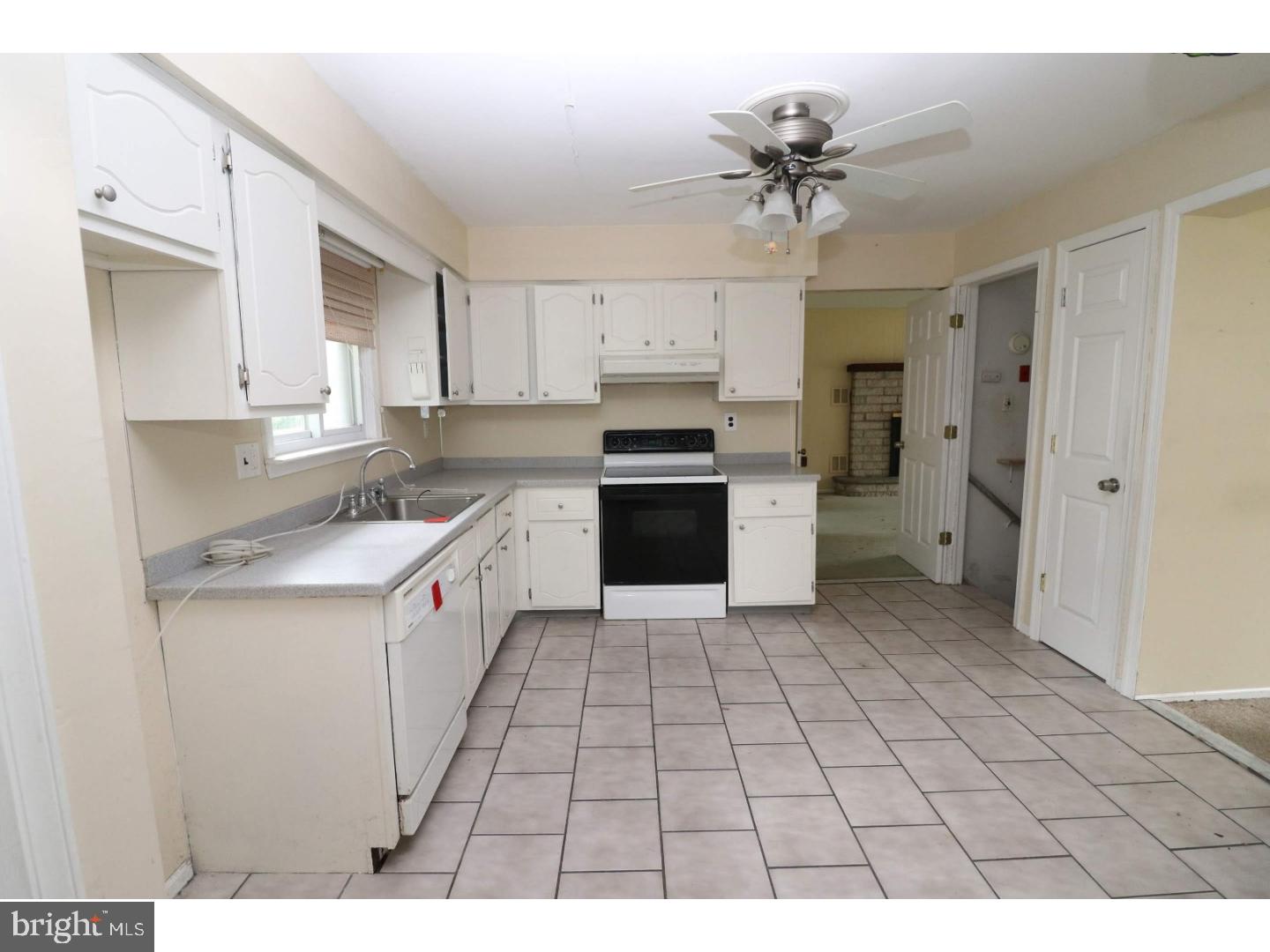 105 Woodstream Road Boothwyn, PA 19061 - Photo 7 of 15 Gallery Image 7