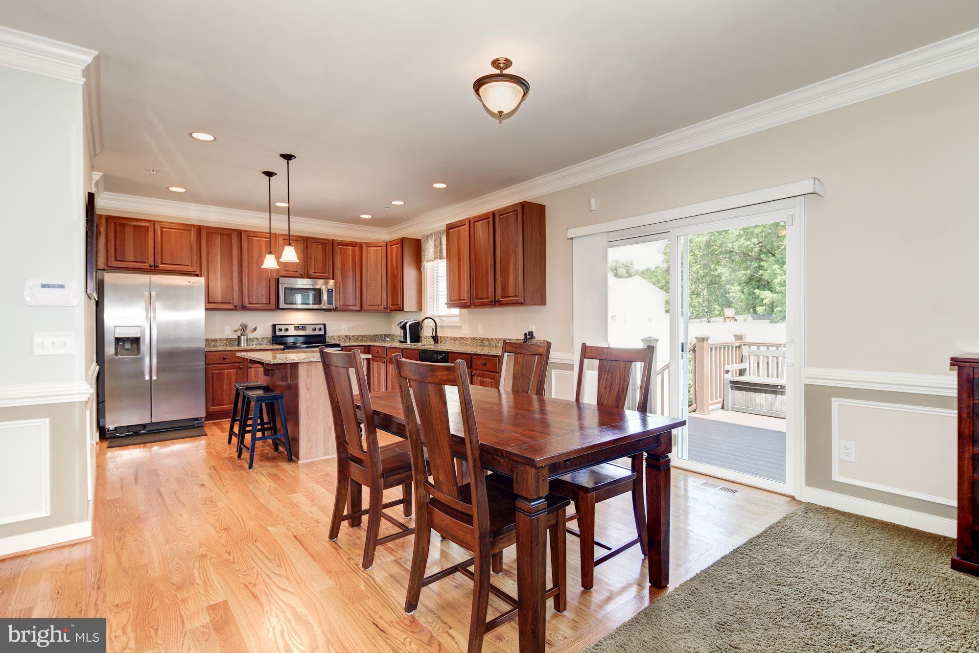 325 Chestnut Road Linthicum Heights, MD 21090 - Photo 11 of 30 Dining Room