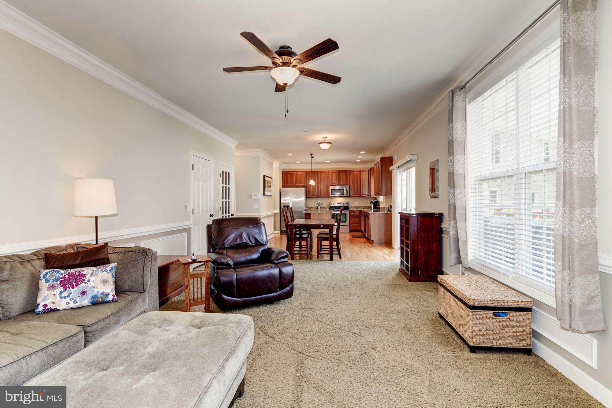 325 Chestnut Road Linthicum Heights, MD 21090 - Photo 14 of 30 ExpansiveFamily Room