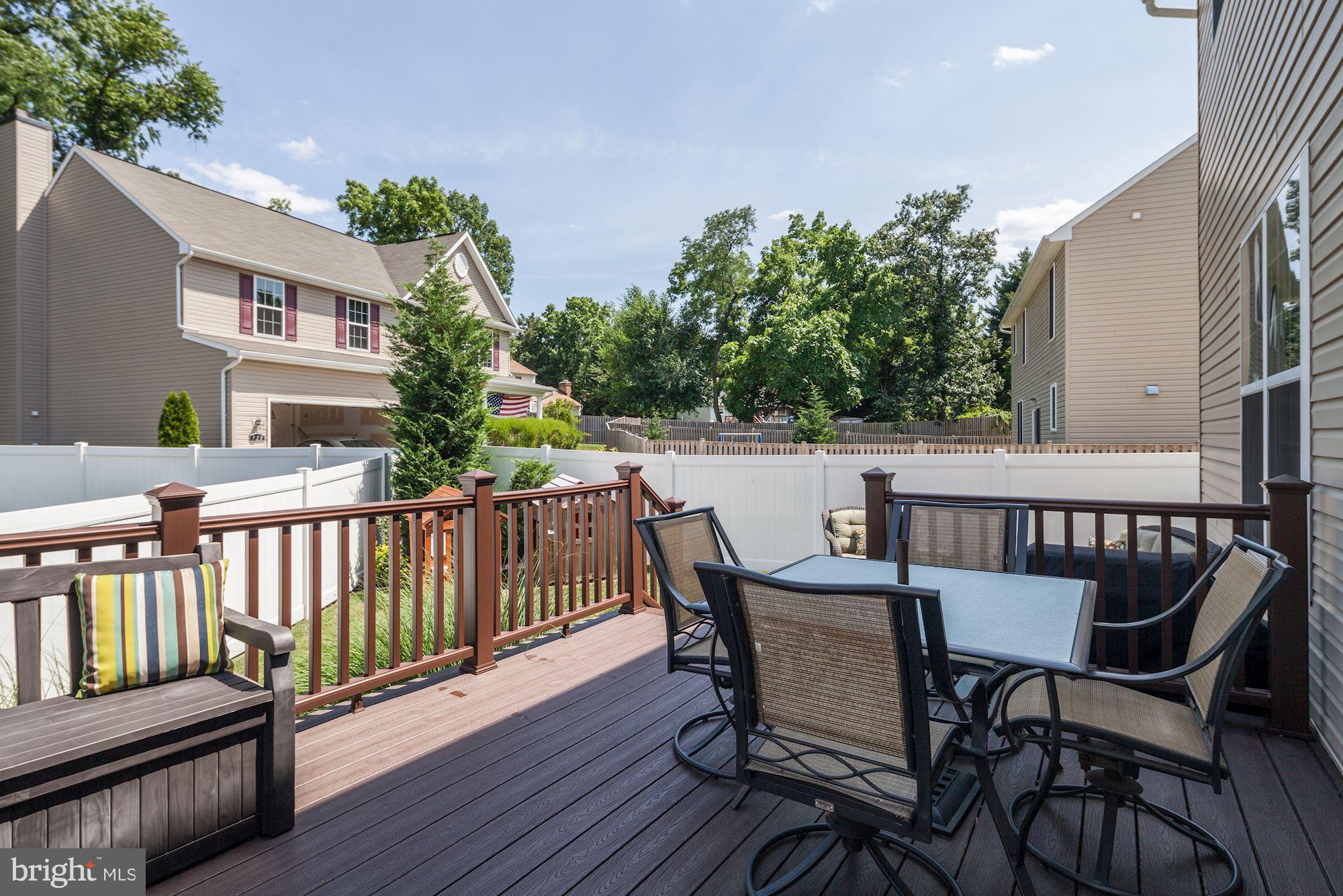 325 Chestnut Road Linthicum Heights, MD 21090 - Photo 28 of 30 Composite Multi-level Deck for entertaining