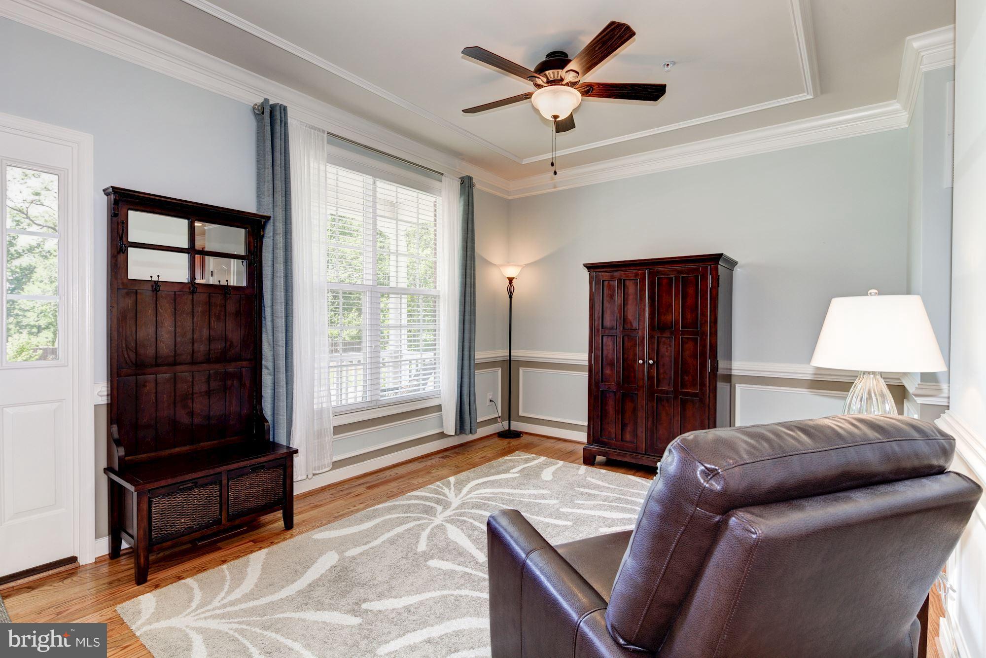 325 Chestnut Road Linthicum Heights, MD 21090 - Photo 4 of 30 Living Room with 9' Ceilings and Custom Molding