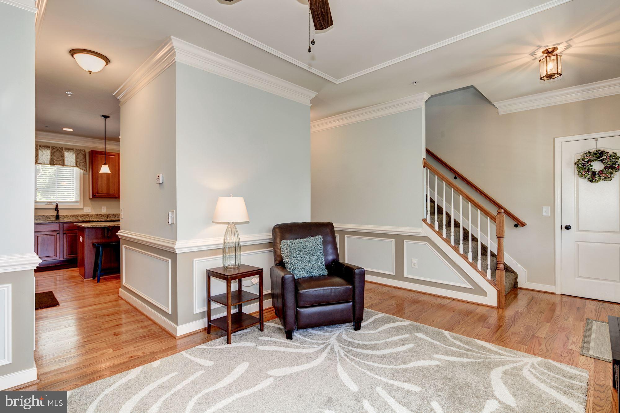325 Chestnut Road Linthicum Heights, MD 21090 - Photo 6 of 30 Living Room