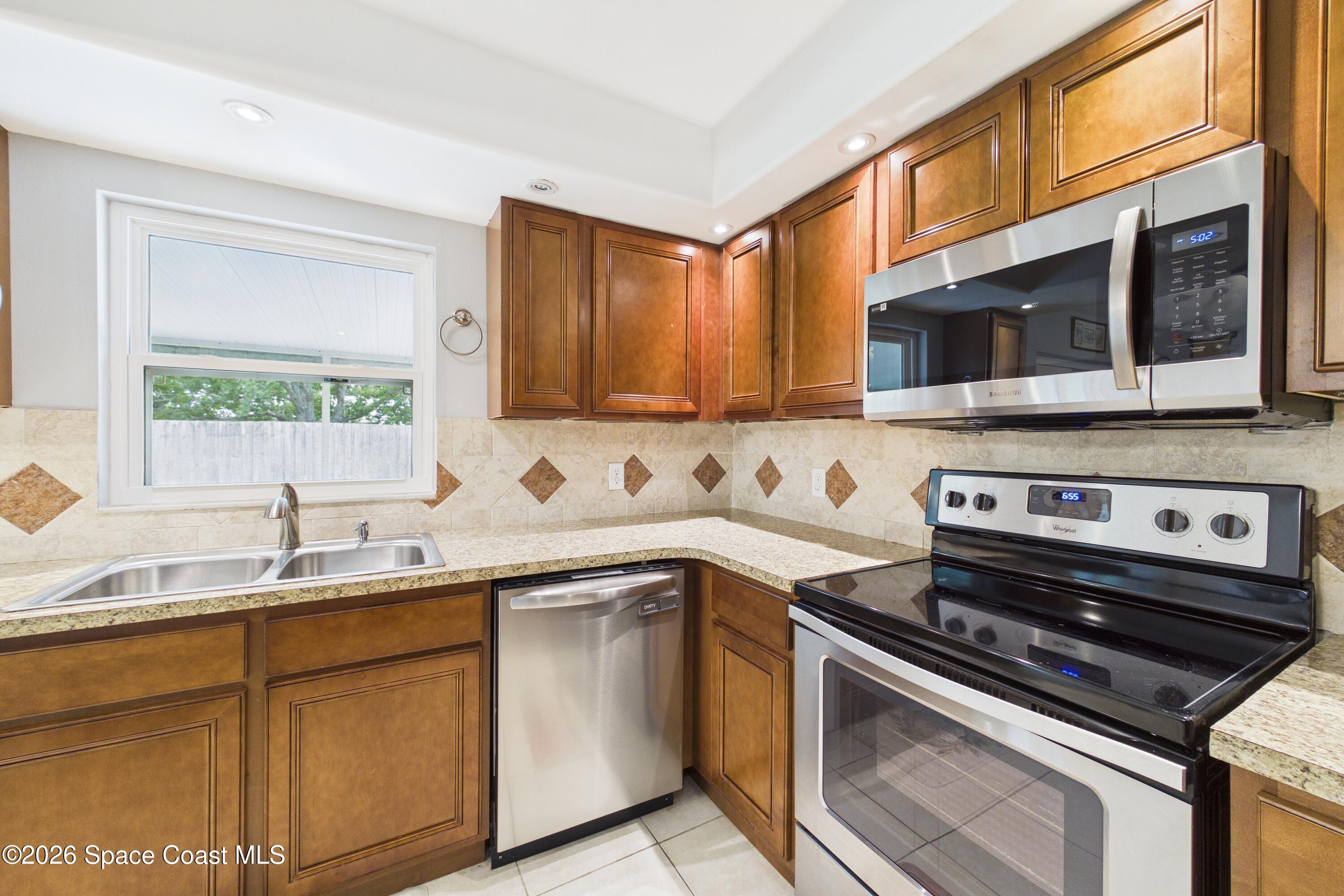 1964 West Shores Road Melbourne, FL 32935 - Photo 19 of 64 CAM01604G0-PR0630-STILL055