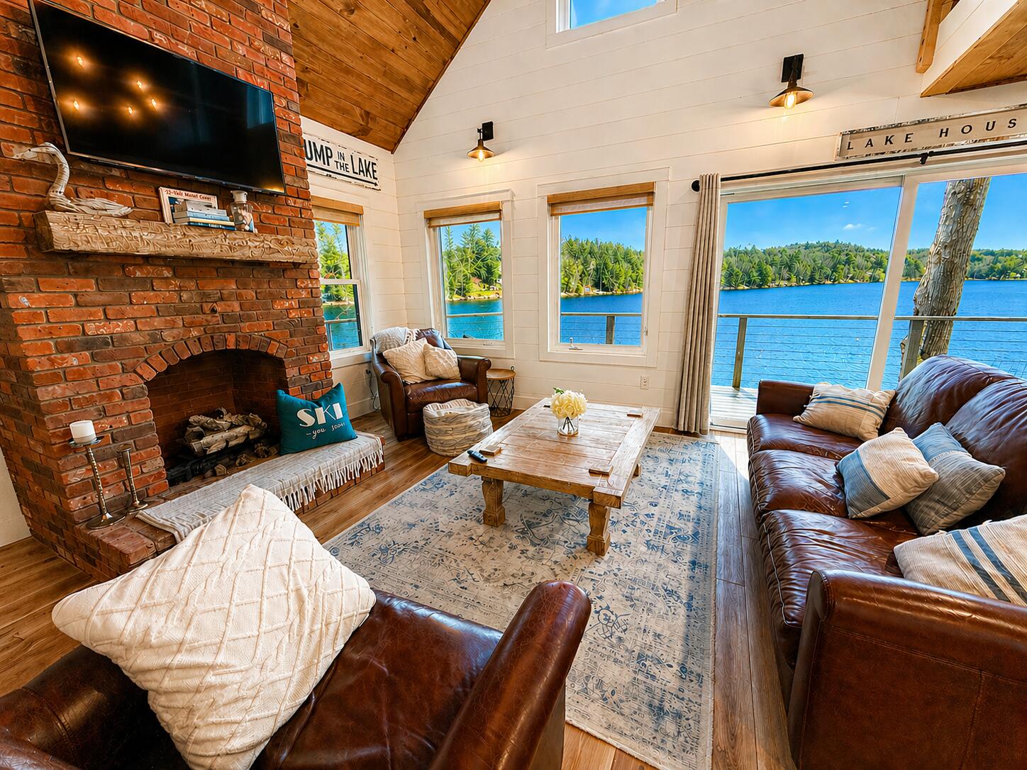 80 Fitts Mountain Road Dedham, ME 04429 - Photo 13 of 53 Living room