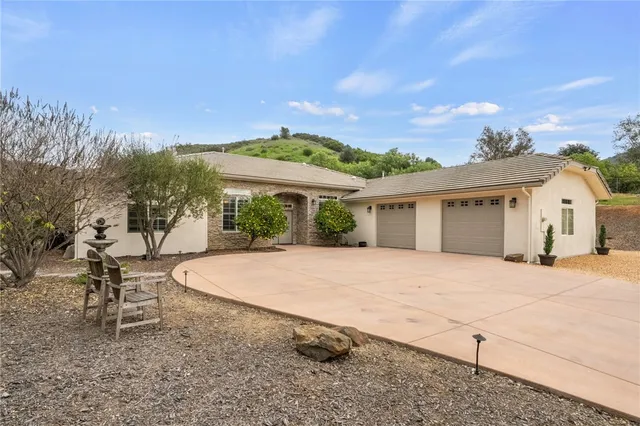 $1,150,000 | 45600 La Cruz Drive, Temecula, CA 92590