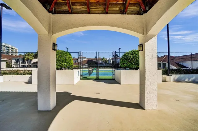 $2,600 | 3105 Northeast 184th Street, Unit 7106, North Miami Beach, FL 33160