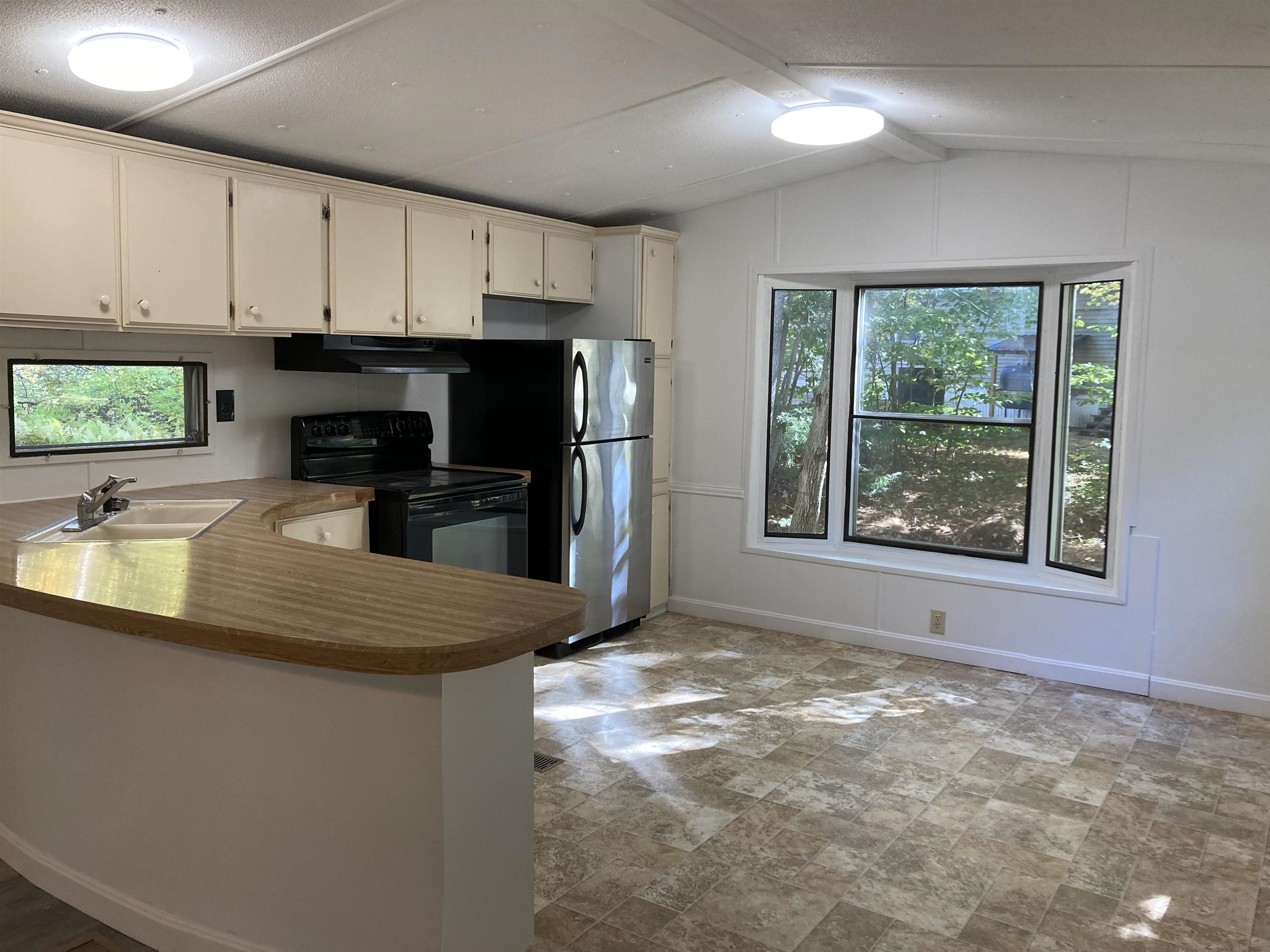 35 Wyman Road Deering, NH 03244 - Photo 3 of 10