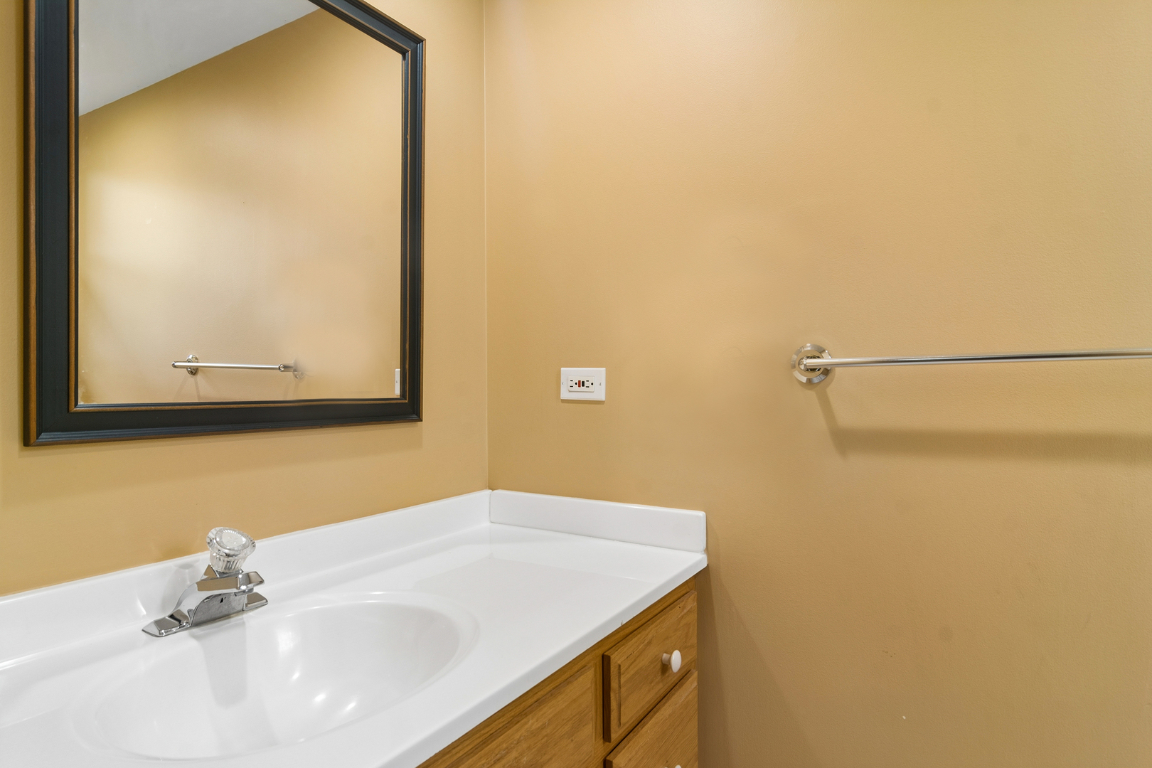 429 West Helen Road Palatine, IL 60067 - Photo 15 of 21