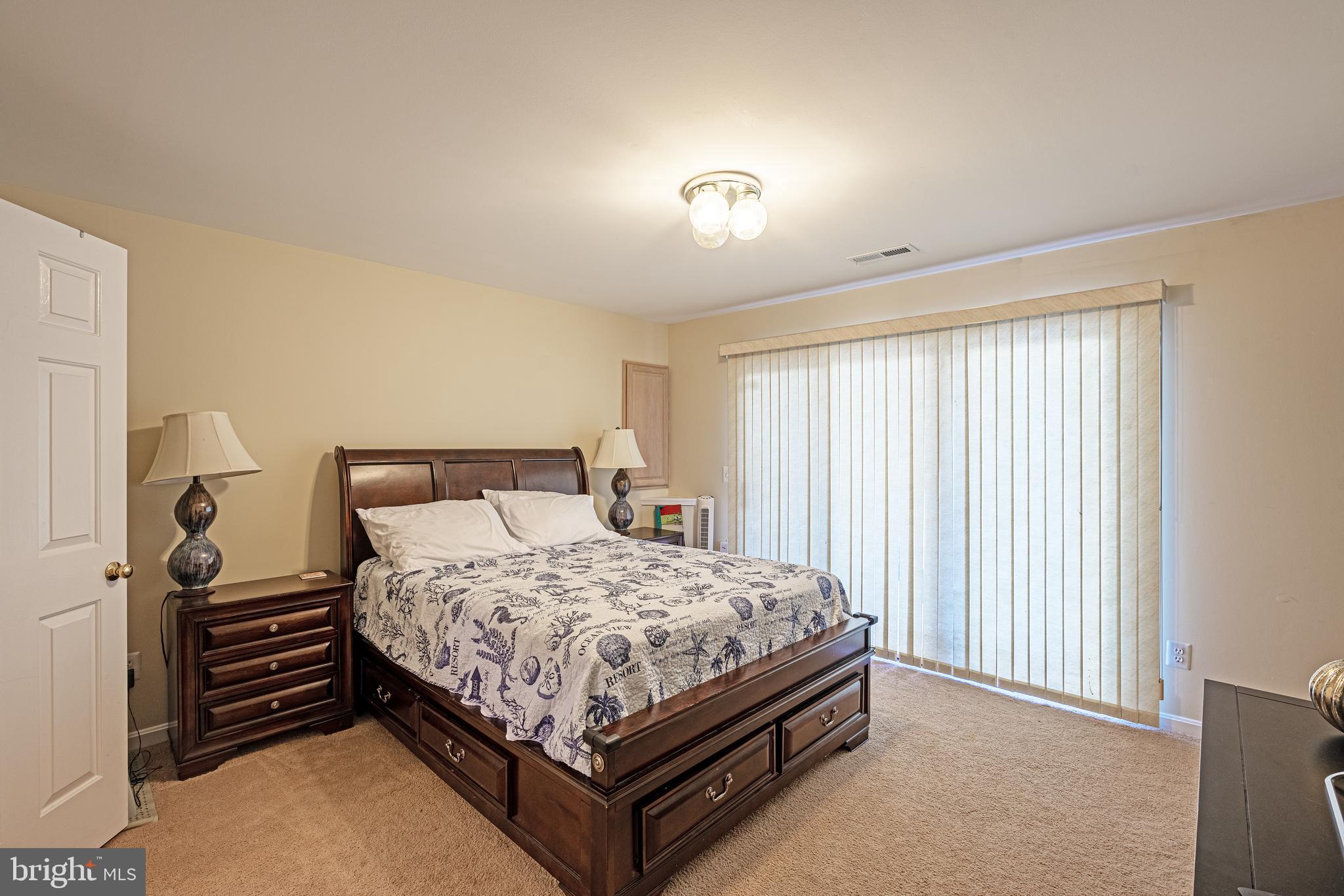 12081 Edgemere Circle Reston, VA 20190 - Photo 30 of 35 Gallery Image 30