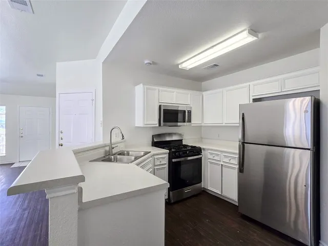 $1,495 | 300 Tamara Drive, Unit B, Georgetown, TX 78628