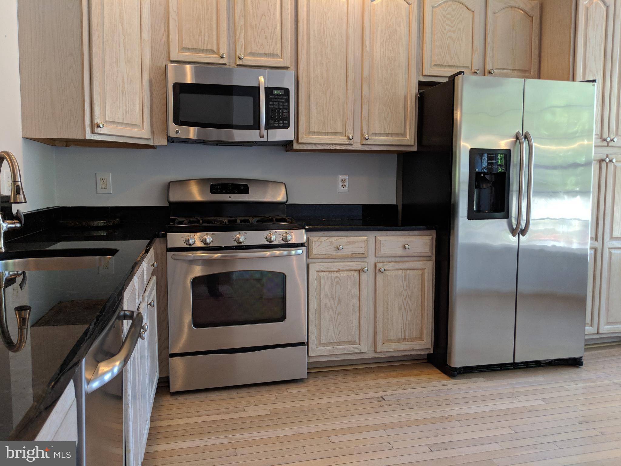 4207 Huntshire Road Randallstown, MD 21133 - Photo 3 of 29 Kitchen