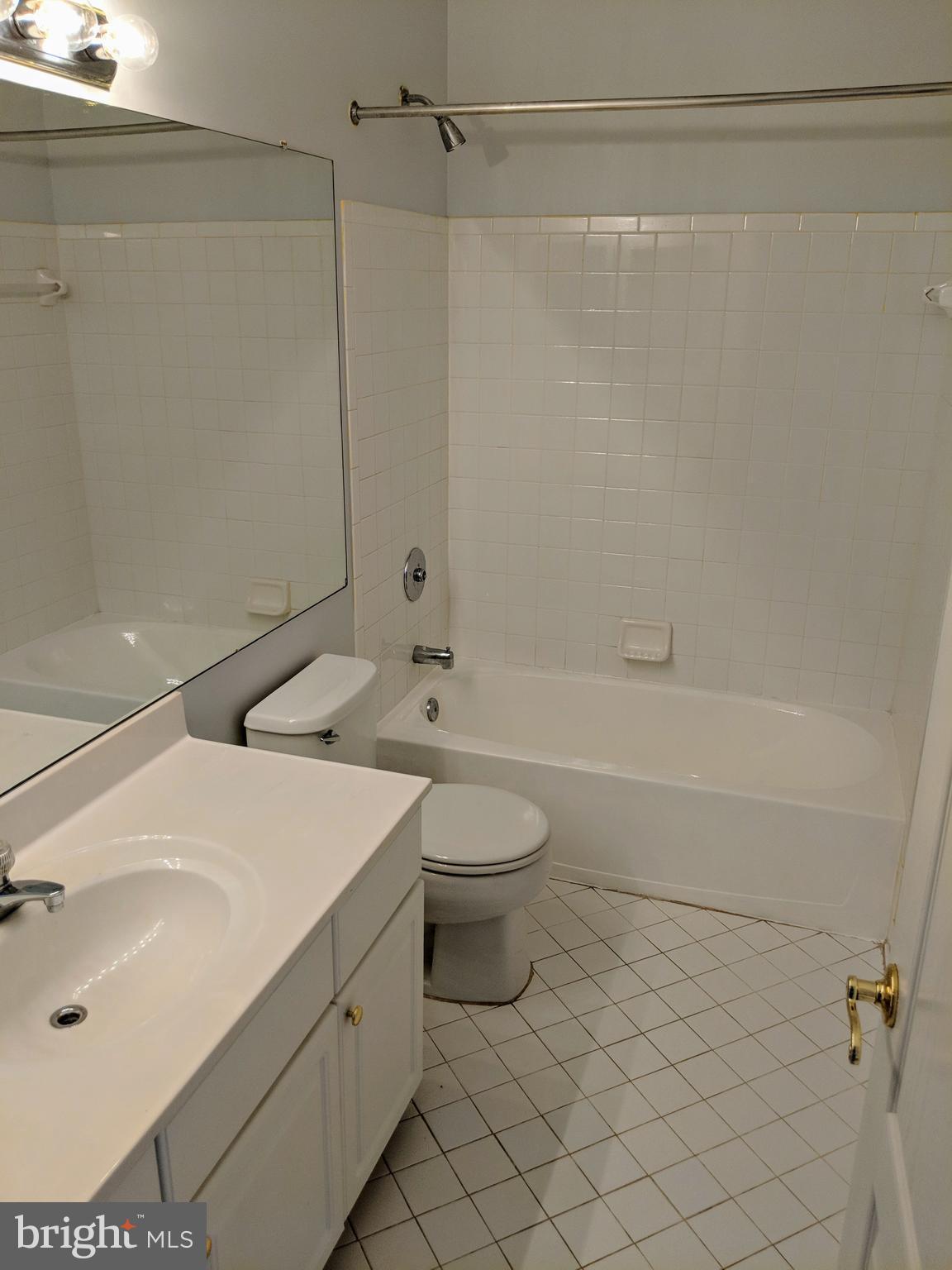 4207 Huntshire Road Randallstown, MD 21133 - Photo 28 of 29 Bath