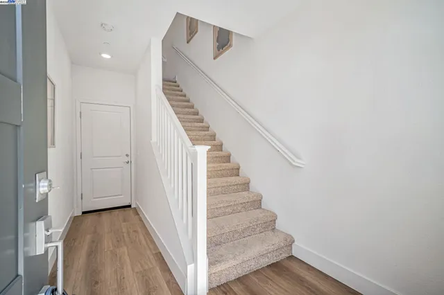 $748,000 | 675 Delve Court, Hayward, CA 94544