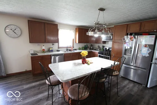 $449,900 | 5671 East 350 South, Waldron, IN 46182