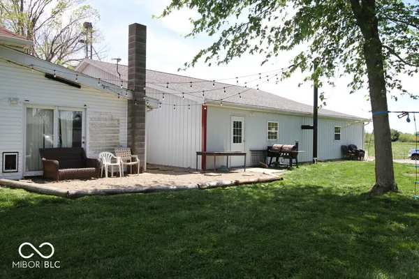 $449,900 | 5671 East 350 South, Waldron, IN 46182