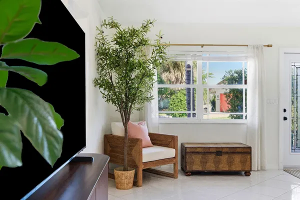 $4,000 | 1850 Southeast 7th Street, Pompano Beach, FL 33060