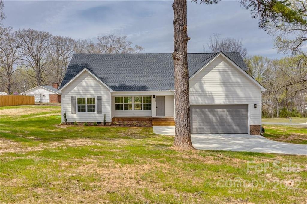 1009 Rainbow Circle Catawba, SC 29704 - Photo 2 of 21 a view of a house with a swimming pool