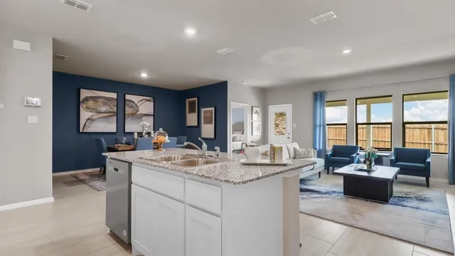 $294,990 | 552 Marsh Street, Cleburne, TX 76033