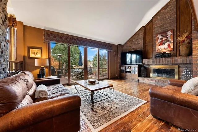 $1,595,000 | 5038 East Nichols Place, Centennial, CO 80122