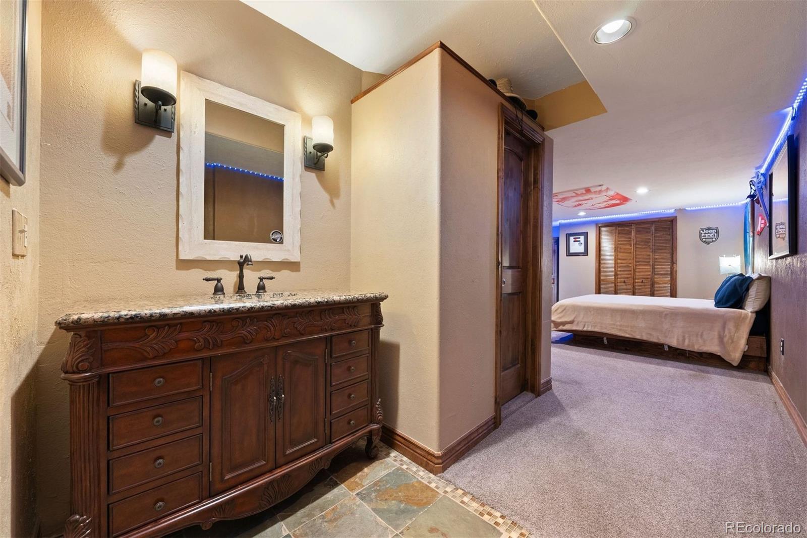 5038 East Nichols Place Centennial, CO 80122 - Photo 35 of 44