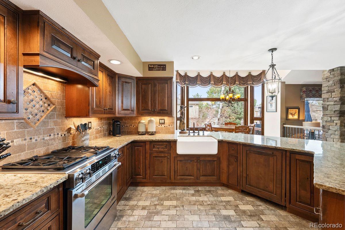 5038 East Nichols Place Centennial, CO 80122 - Photo 9 of 44