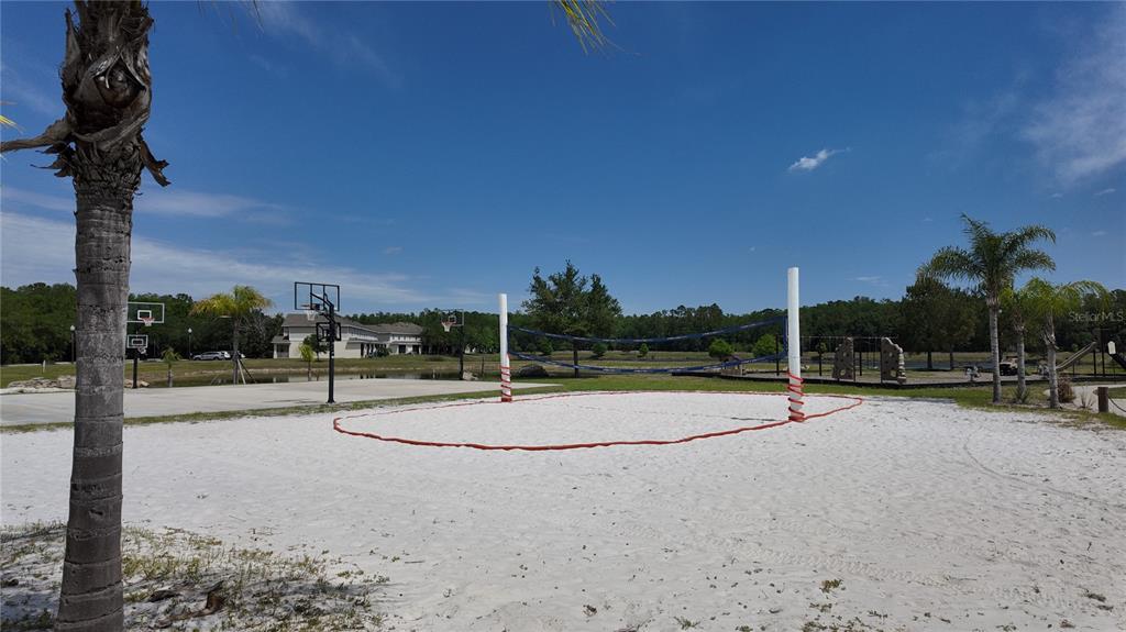 2543 Old Kent Circle Kissimmee, FL 34758 - Photo 35 of 41 a view of basketball court