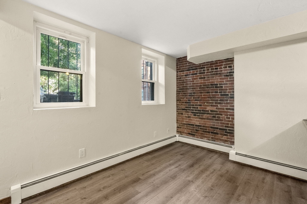 166 F Street, Unit 1 Boston, MA 02127 - Photo 9 of 15