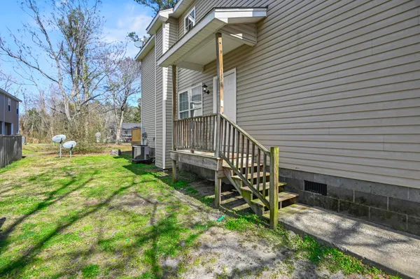 $1,950 | 131 Boone Drive, Summerville, SC 29485