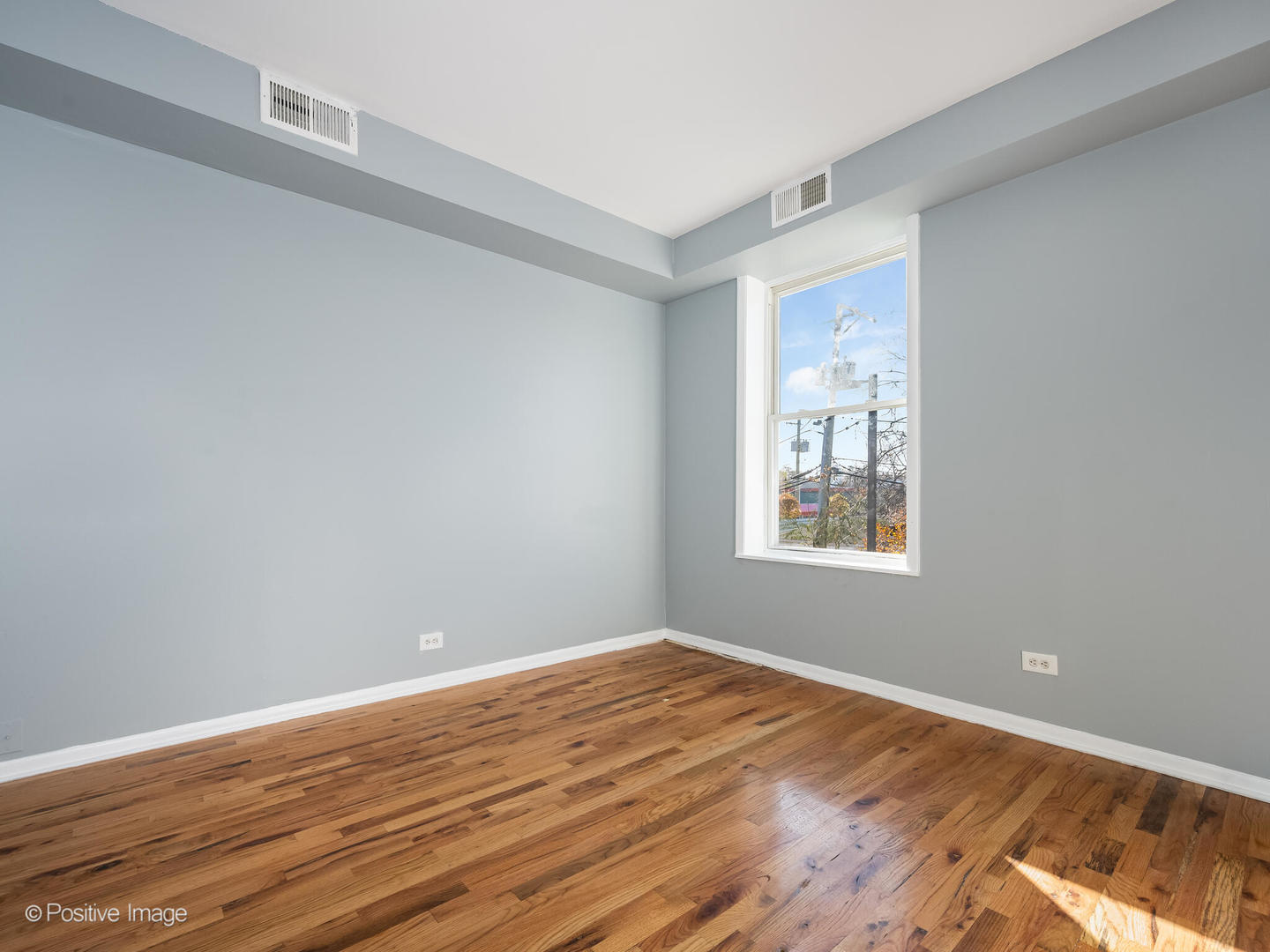 4024 North Kedzie Avenue, Unit 2 Chicago, IL 60618 - Photo 15 of 17