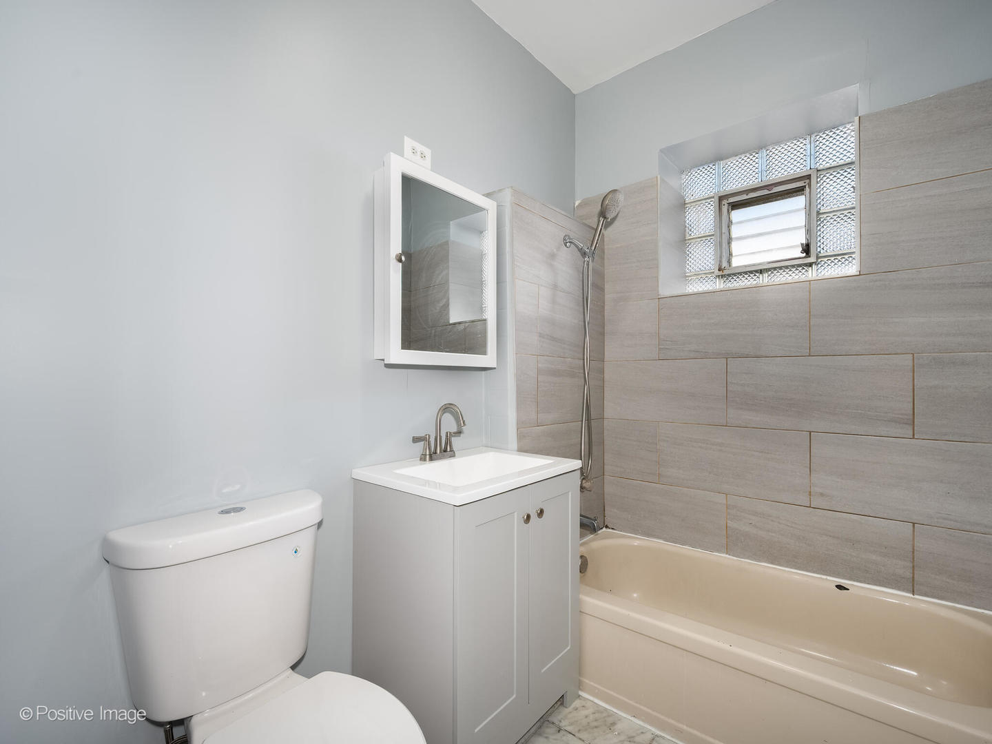 4024 North Kedzie Avenue, Unit 2 Chicago, IL 60618 - Photo 7 of 17