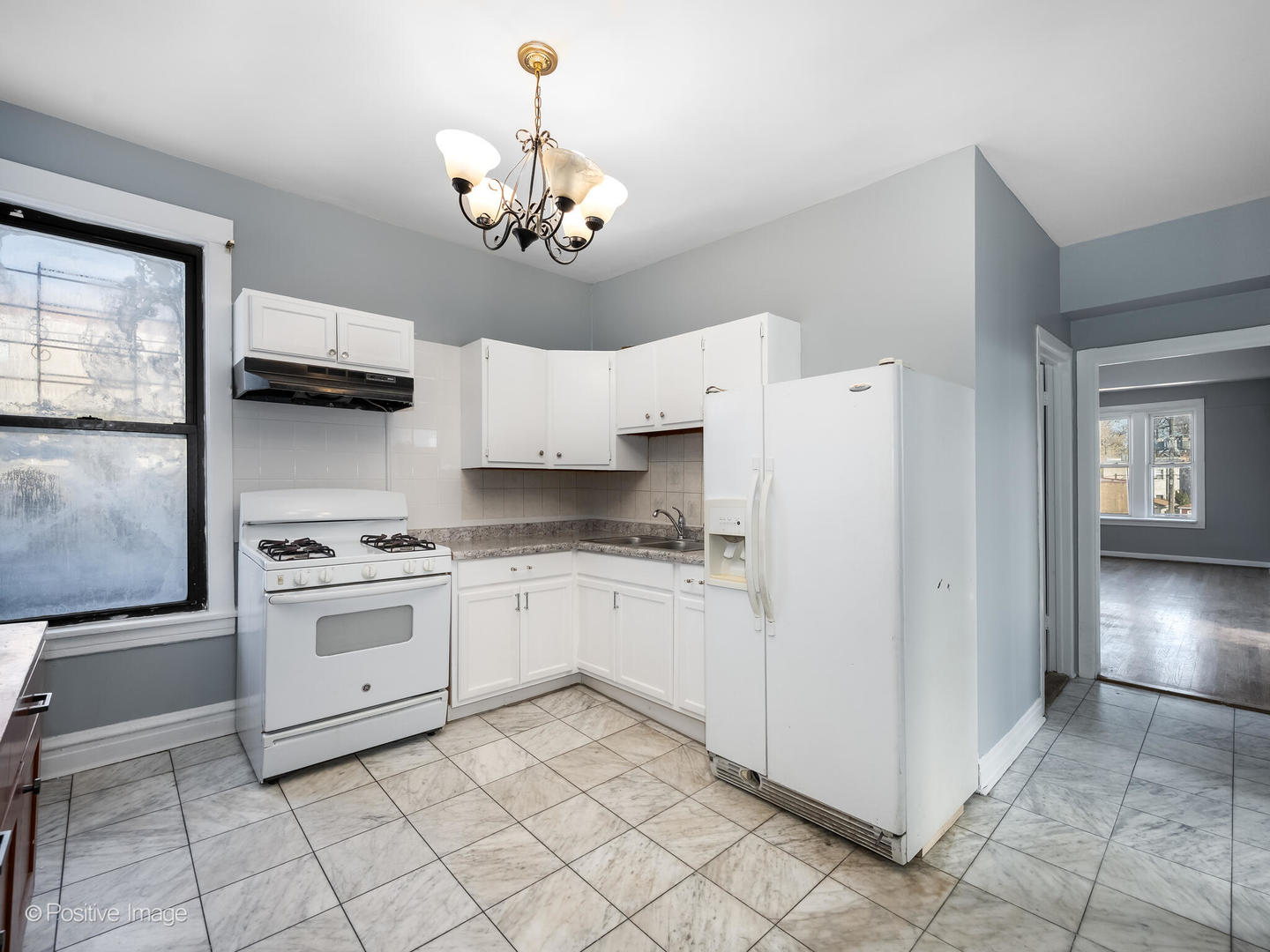 4024 North Kedzie Avenue, Unit 2 Chicago, IL 60618 - Photo 9 of 17