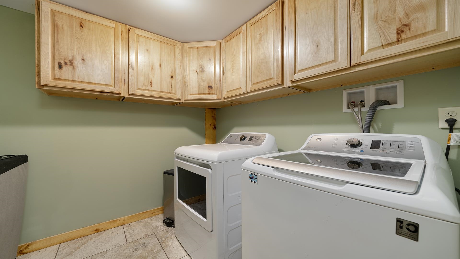2063 Grand Detour Road Dixon, IL 61021 - Photo 25 of 44 a utility room with dryer and washer