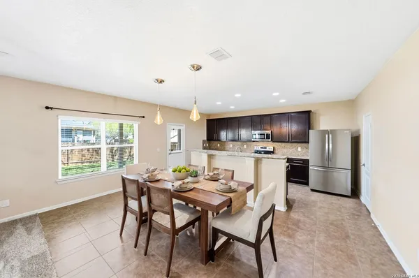 $2,295 | 10607 Tansy Canyon, Helotes, TX 78023