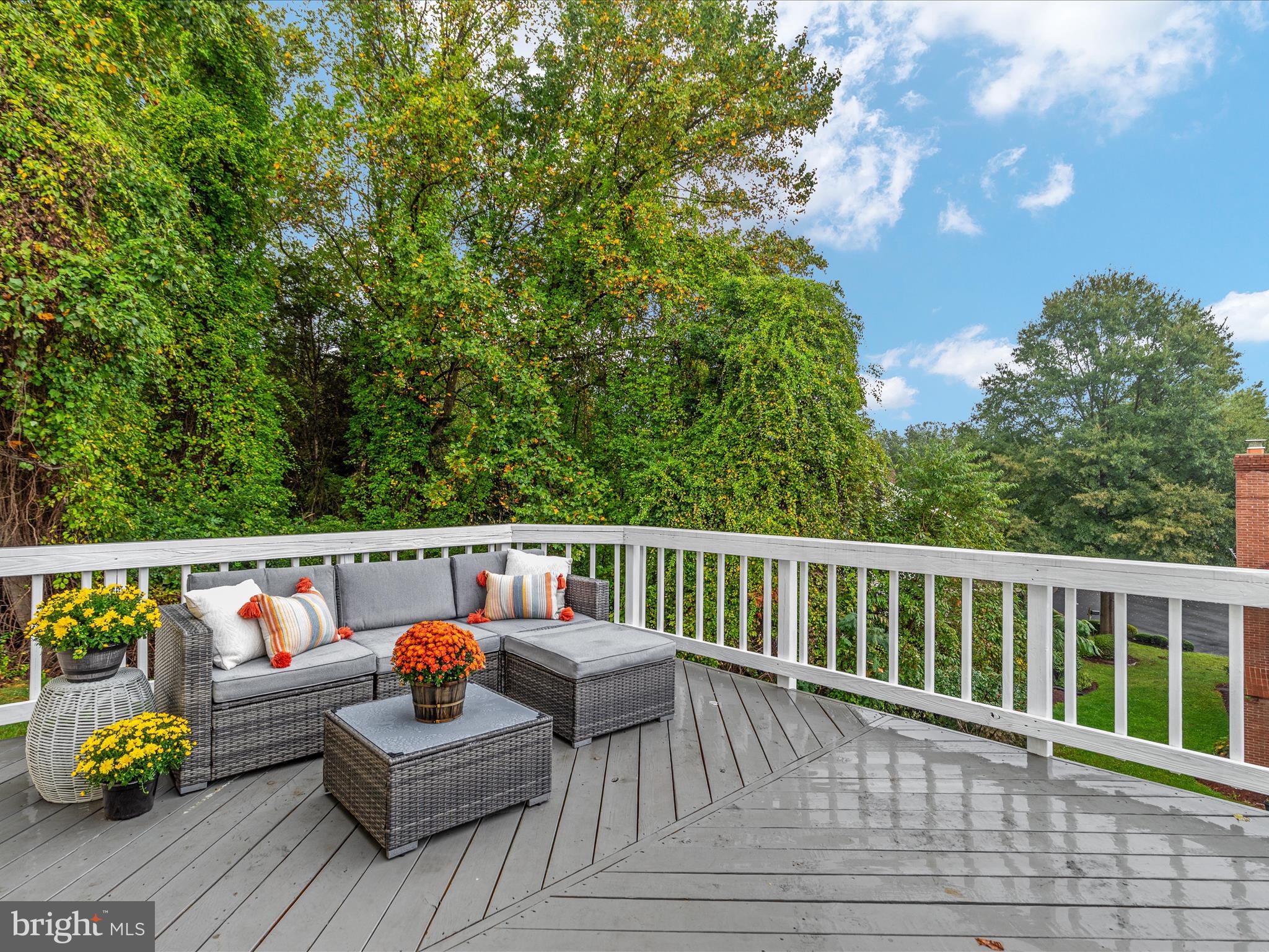 12535 Rock Ridge Road Herndon, VA 20170 - Photo 32 of 43 2nd Level Deck