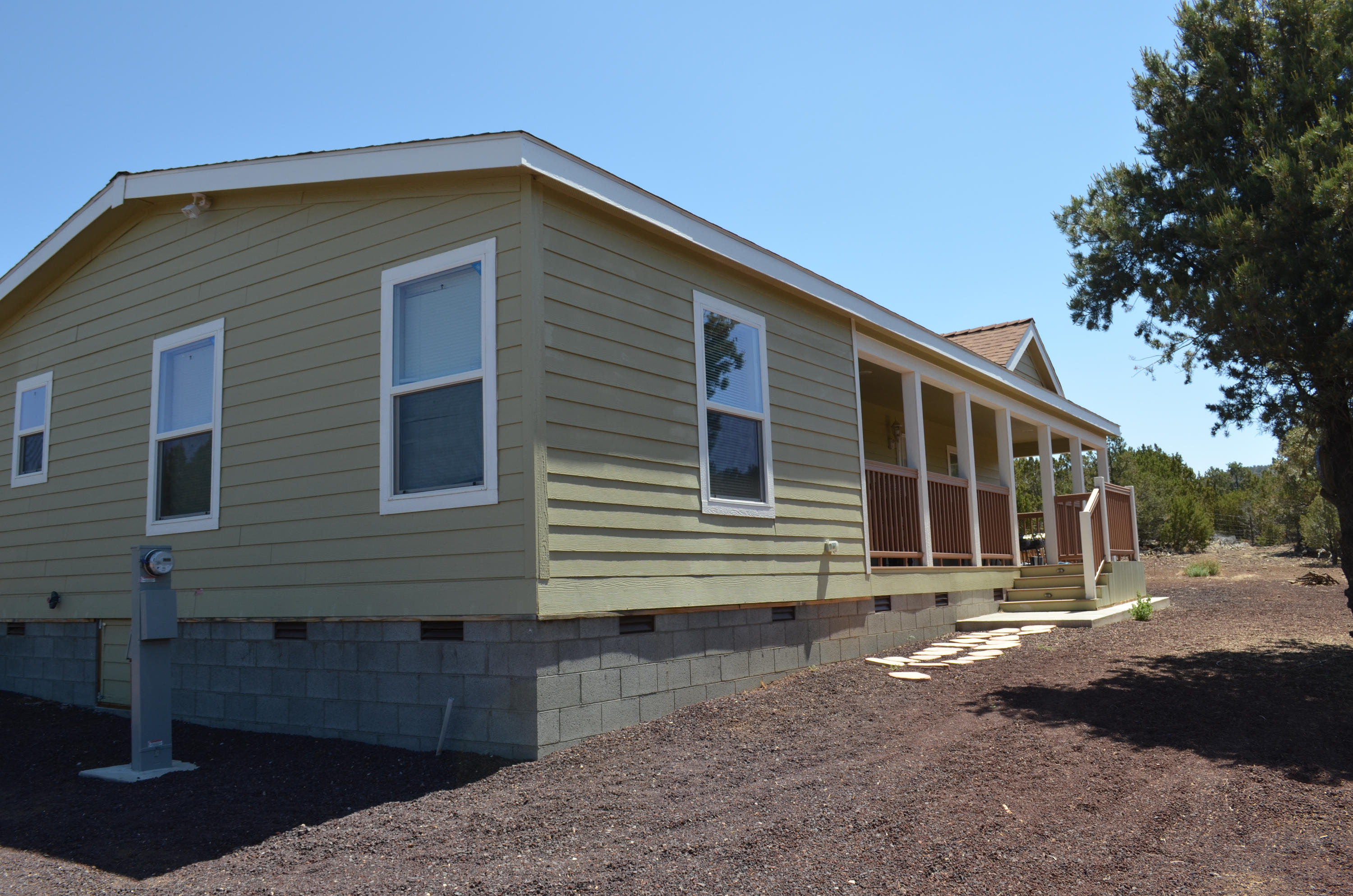 2313 East Fir Road Williams, AZ 86046 - Photo 2 of 38 DSC_0304