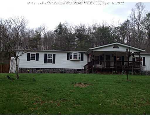 161 Slate Road Spencer, WV 25276 - Photo 1 of 16 Exterior Front.