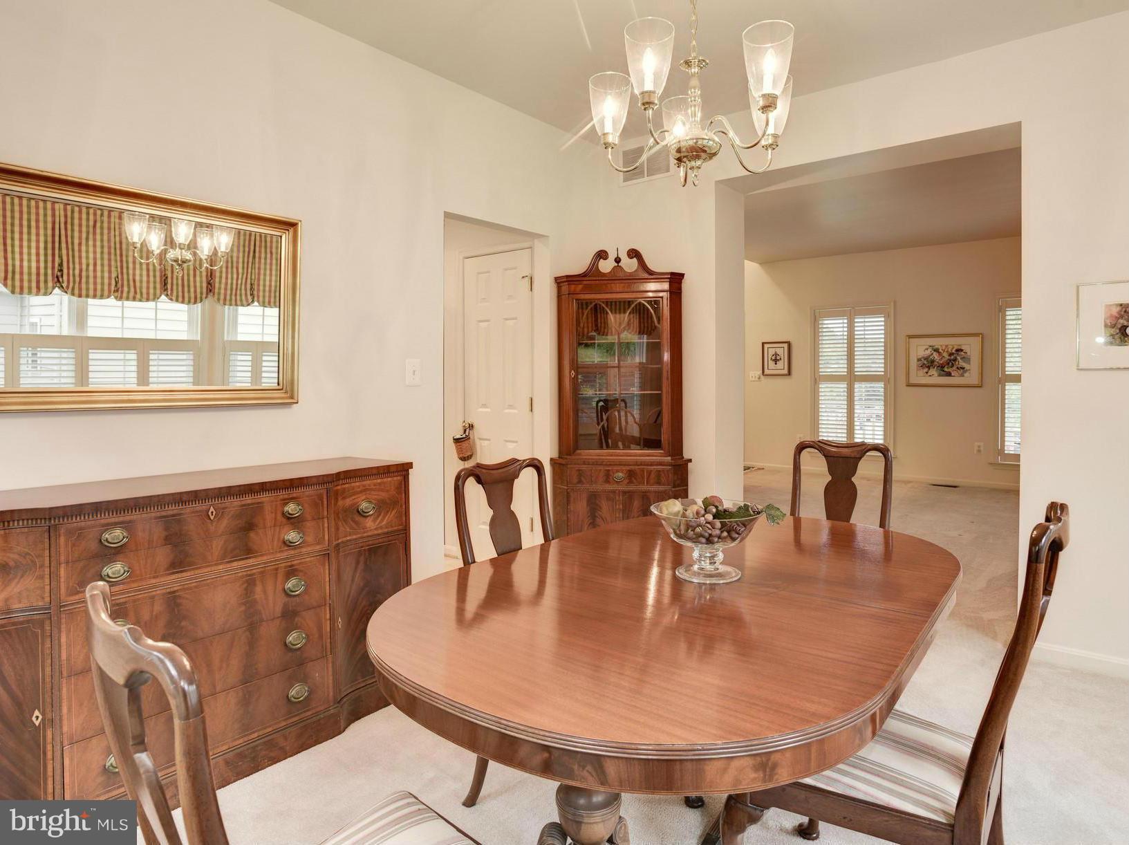 3923 Forest Valley Road Baltimore, MD 21234 - Photo 10 of 30 DINING ROOM