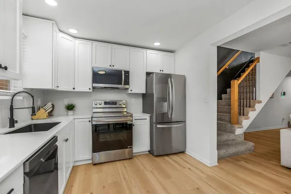 $225,000 | 5932 Northeast Moonstone Drive, Unit 3B, Lee's Summit, MO 64064