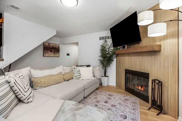 $225,000 | 5932 Northeast Moonstone Drive, Unit 3B, Lee's Summit, MO 64064