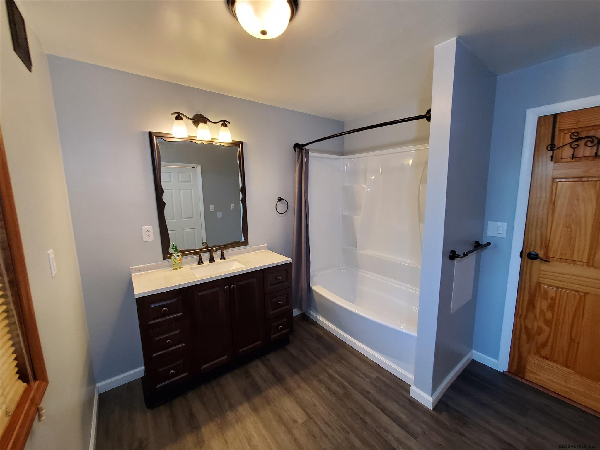 5 Plank Road Halfmoon, NY 12188 - Photo 12 of 28 Photo 12