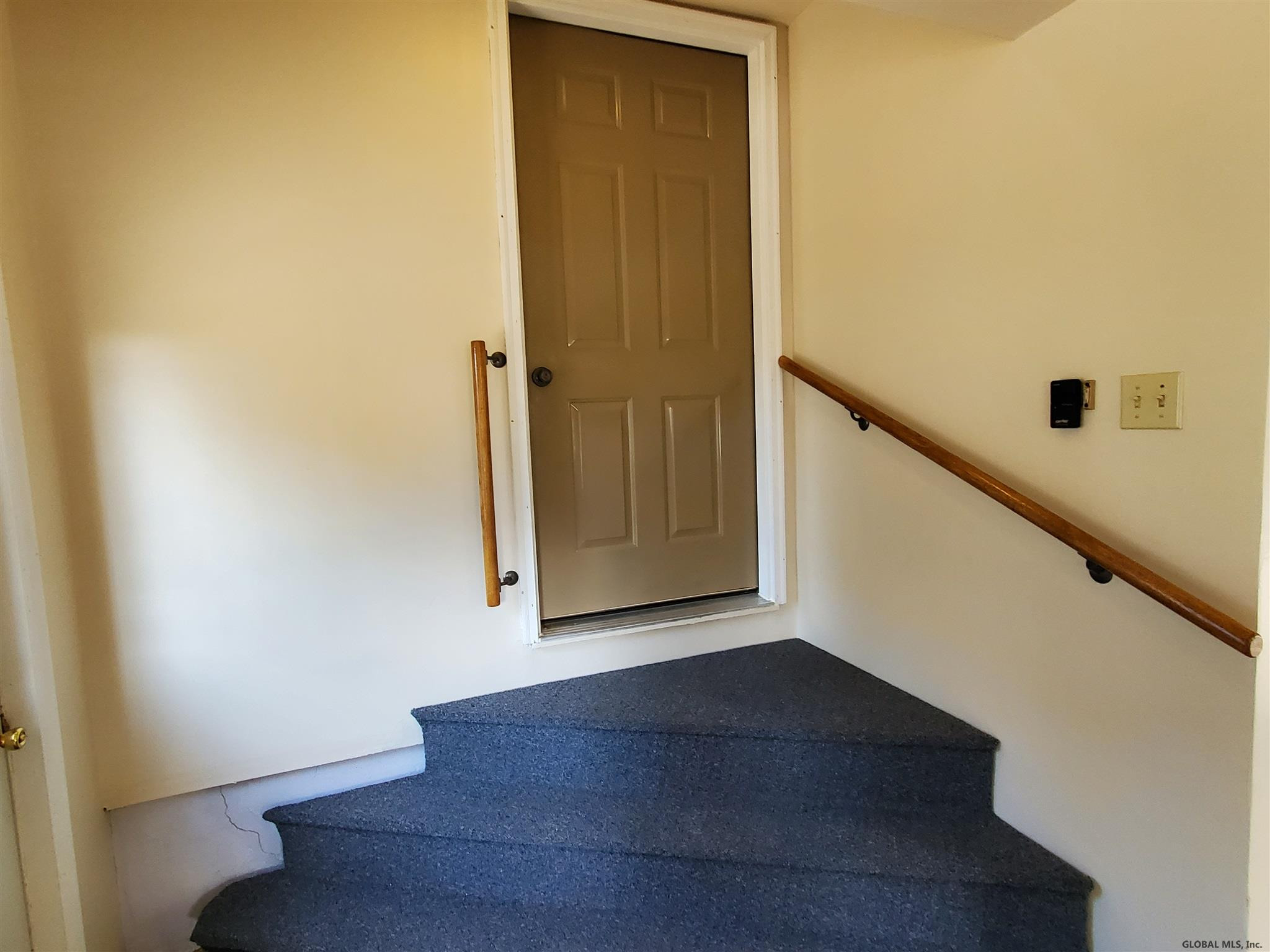 5 Plank Road Halfmoon, NY 12188 - Photo 18 of 28 Photo 18
