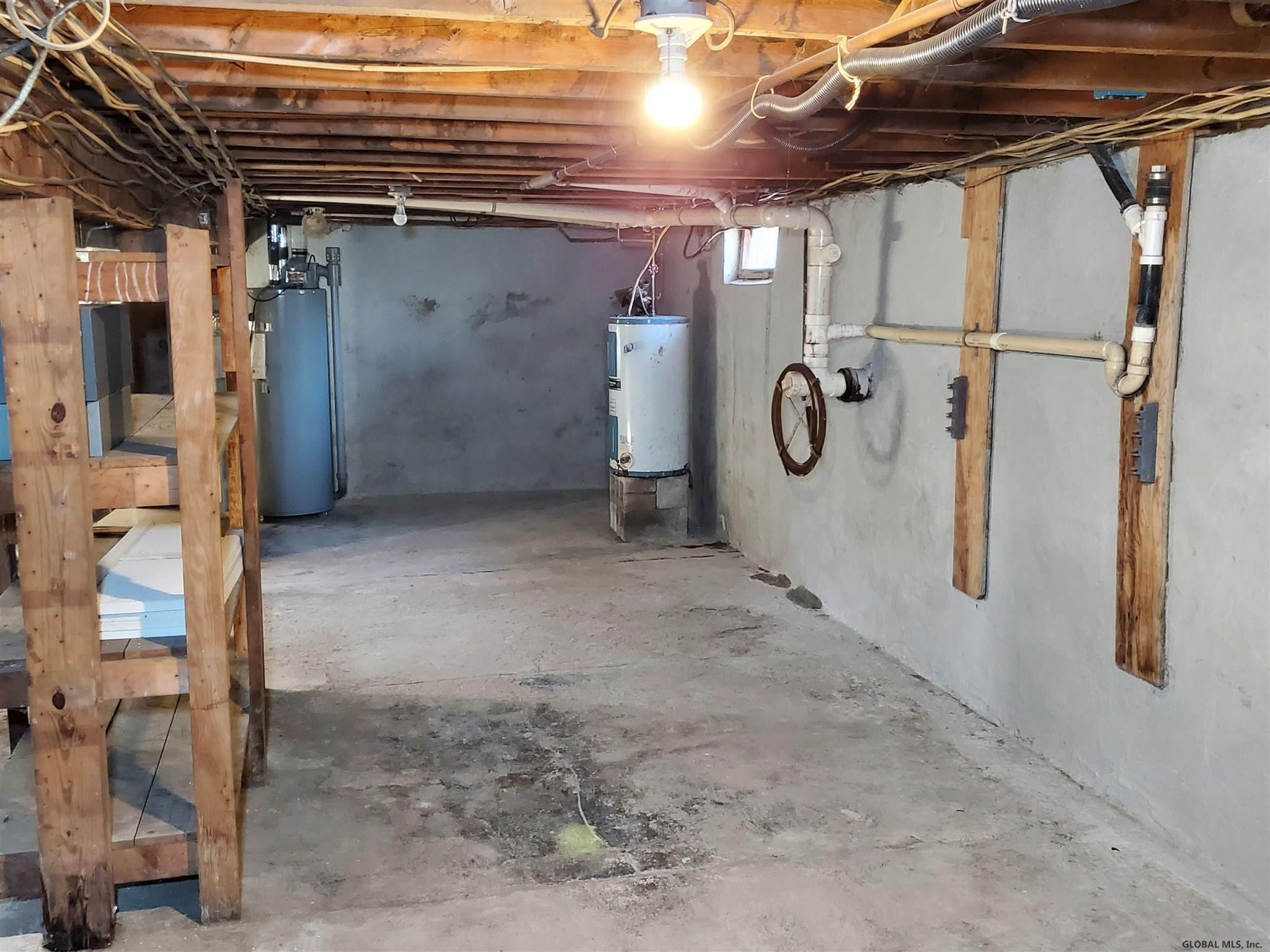 5 Plank Road Halfmoon, NY 12188 - Photo 19 of 28 Photo 19