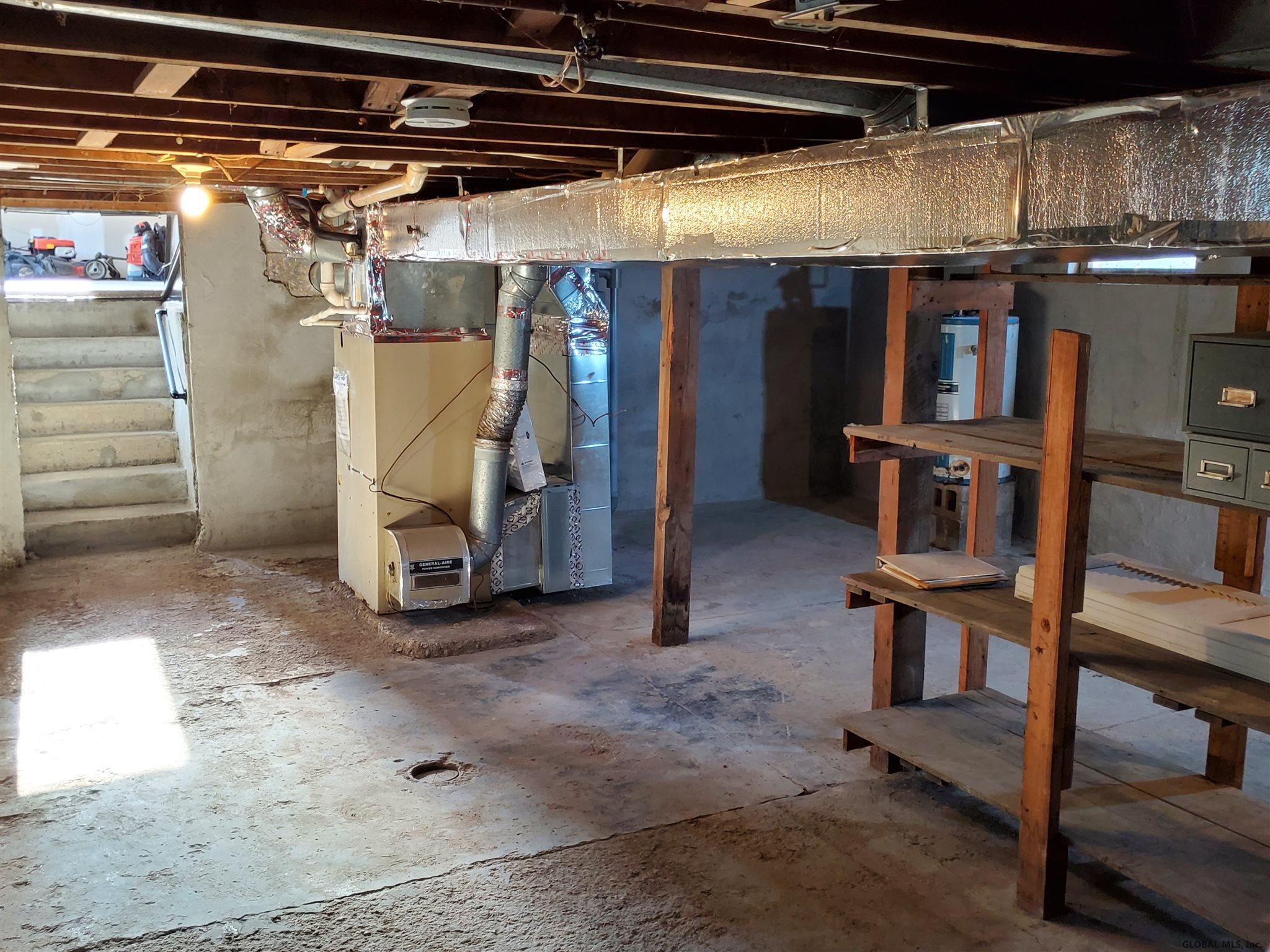 5 Plank Road Halfmoon, NY 12188 - Photo 20 of 28 Photo 20