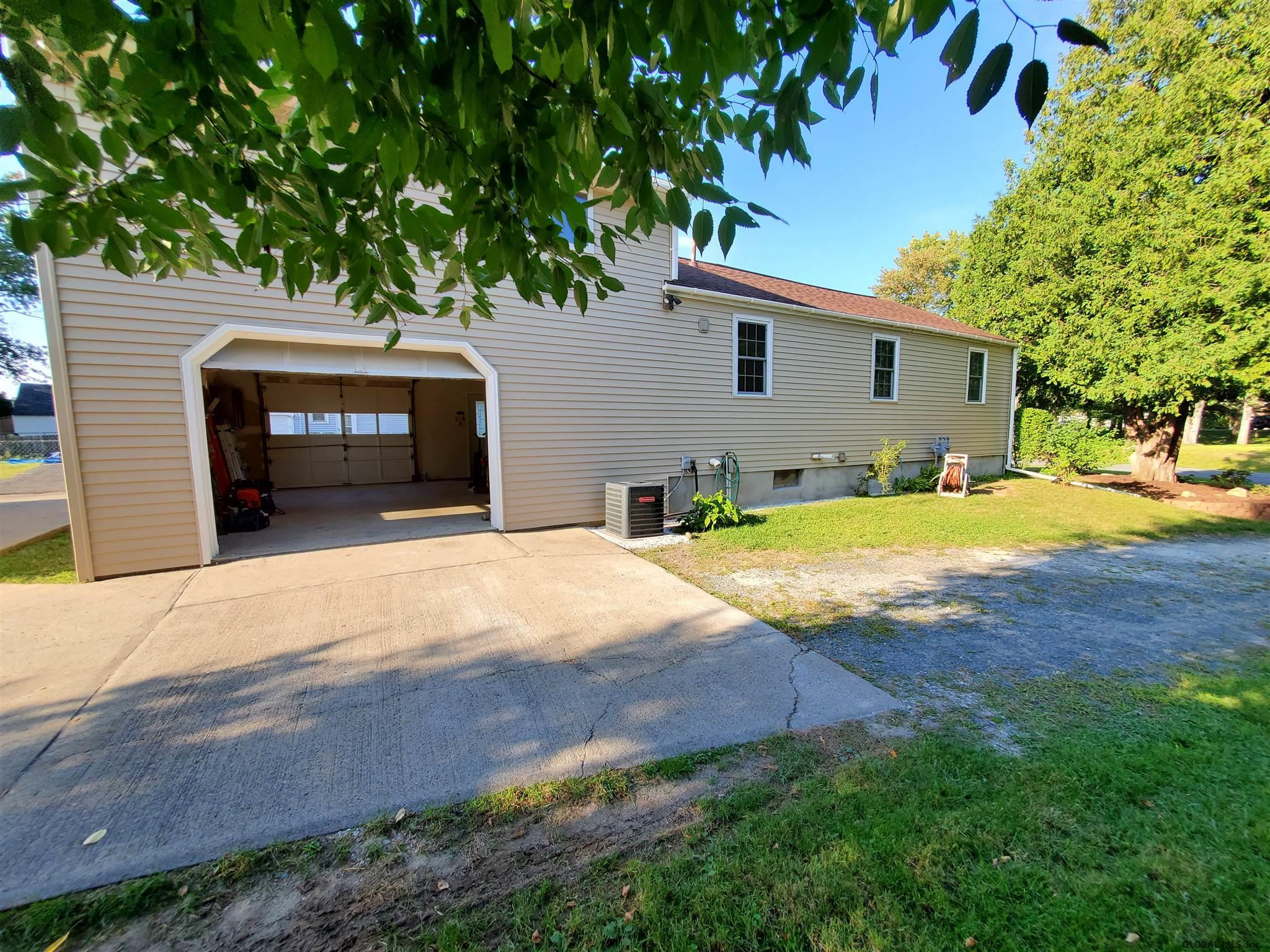 5 Plank Road Halfmoon, NY 12188 - Photo 26 of 28 Photo 26