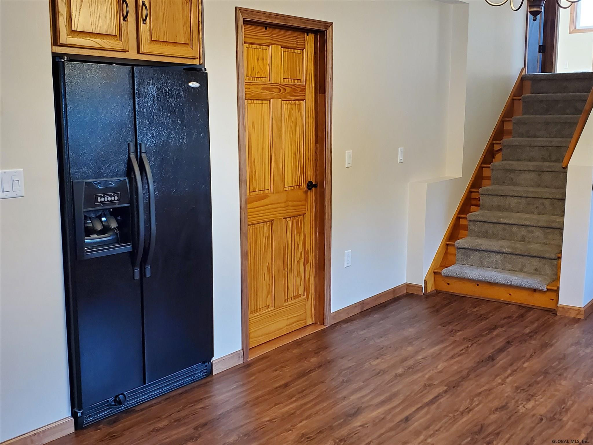 5 Plank Road Halfmoon, NY 12188 - Photo 10 of 28 Photo 10