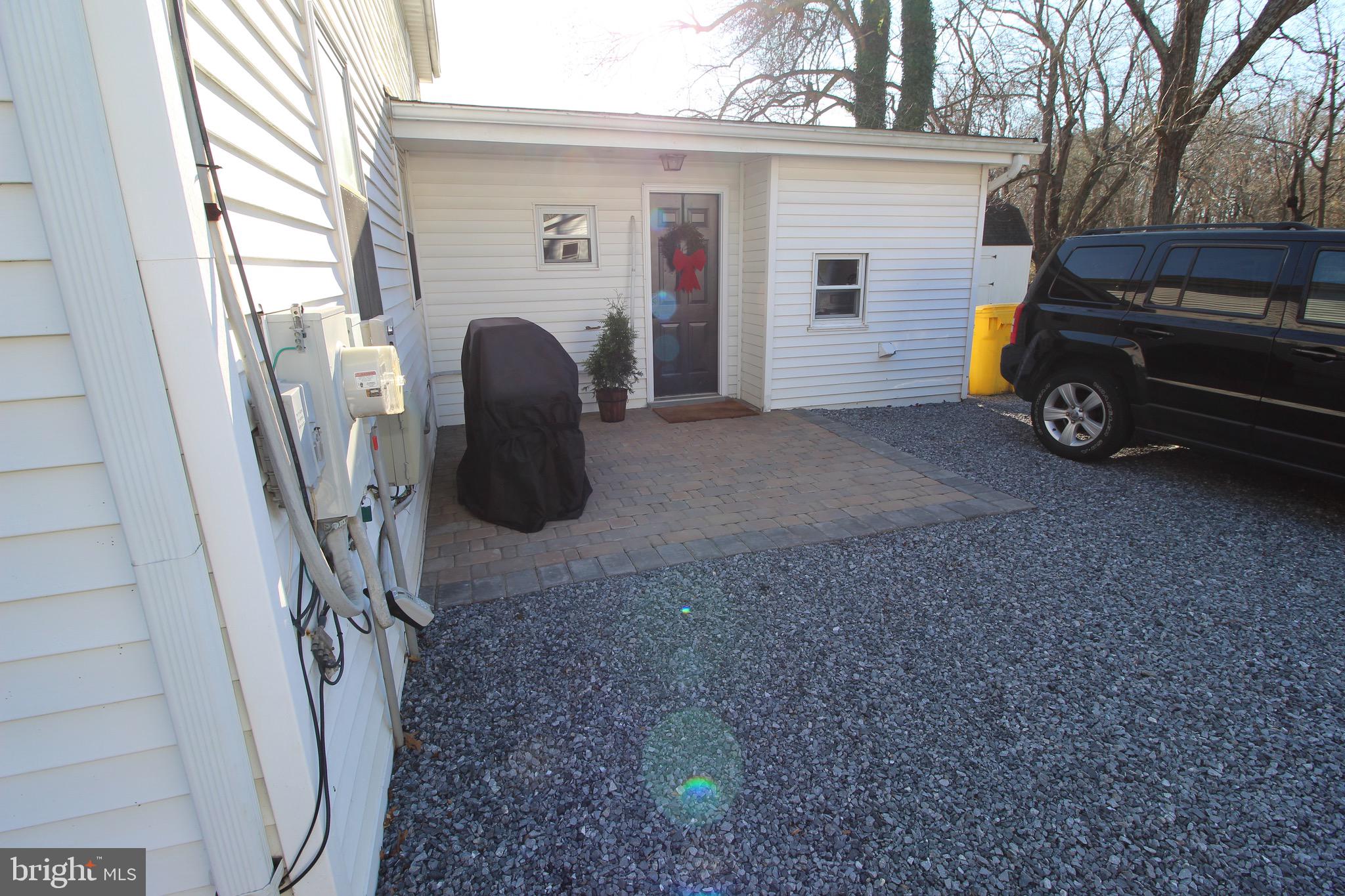 1237 Mayo Road Edgewater, MD 21037 - Photo 3 of 26 Gallery Image 3