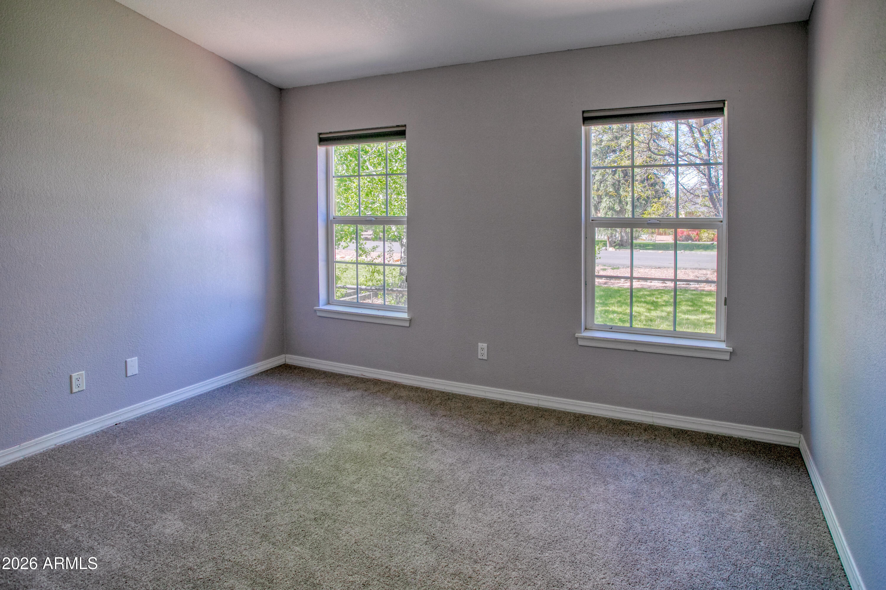 5349 Bear Run Road Lakeside, AZ 85929 - Photo 19 of 47 Bedroom 3