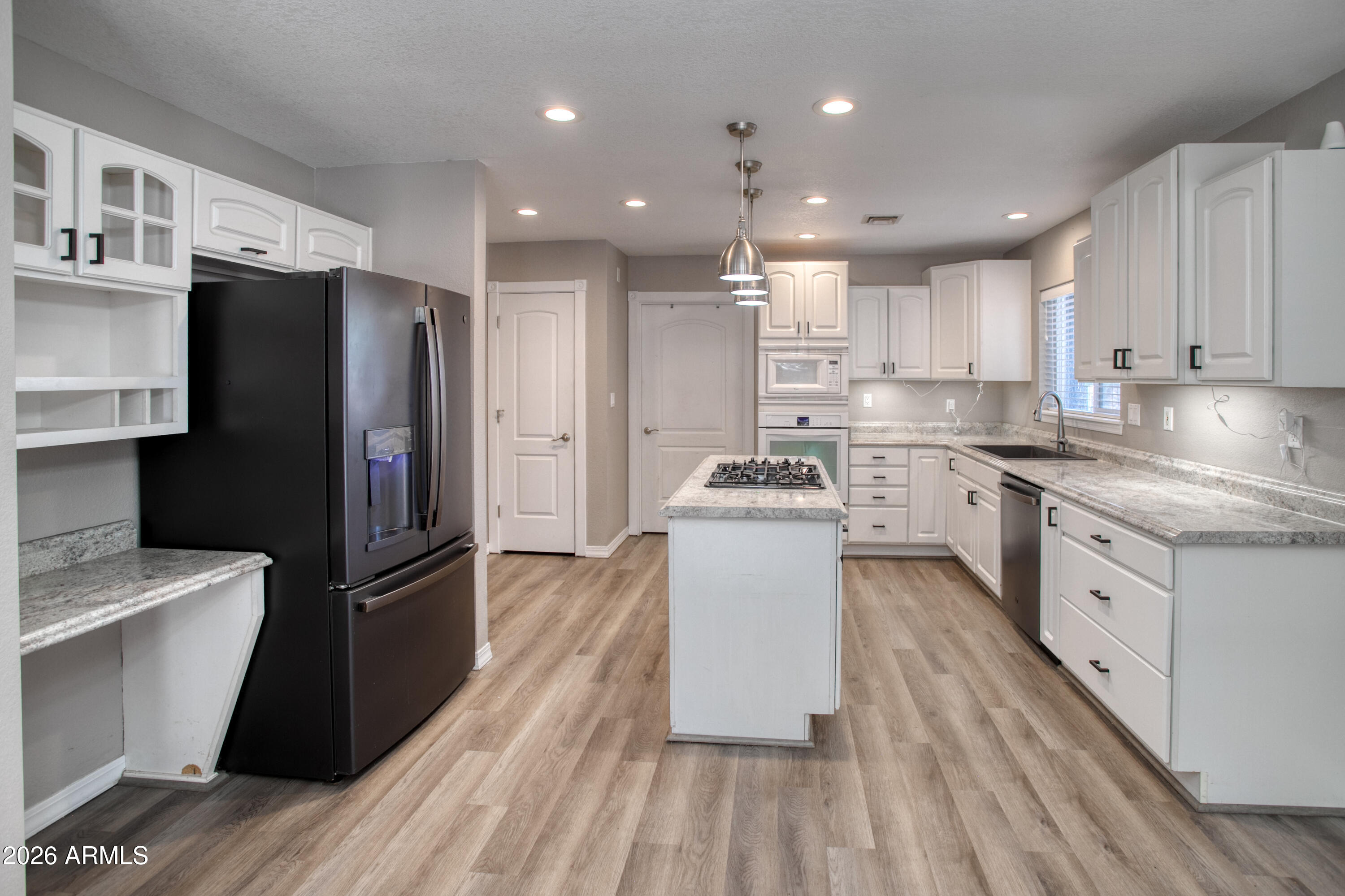 5349 Bear Run Road Lakeside, AZ 85929 - Photo 4 of 47 Kitchen