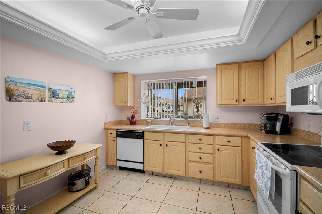 1698 Bent Tree Circle Fort Myers, FL 33907 - Photo 15 of 47